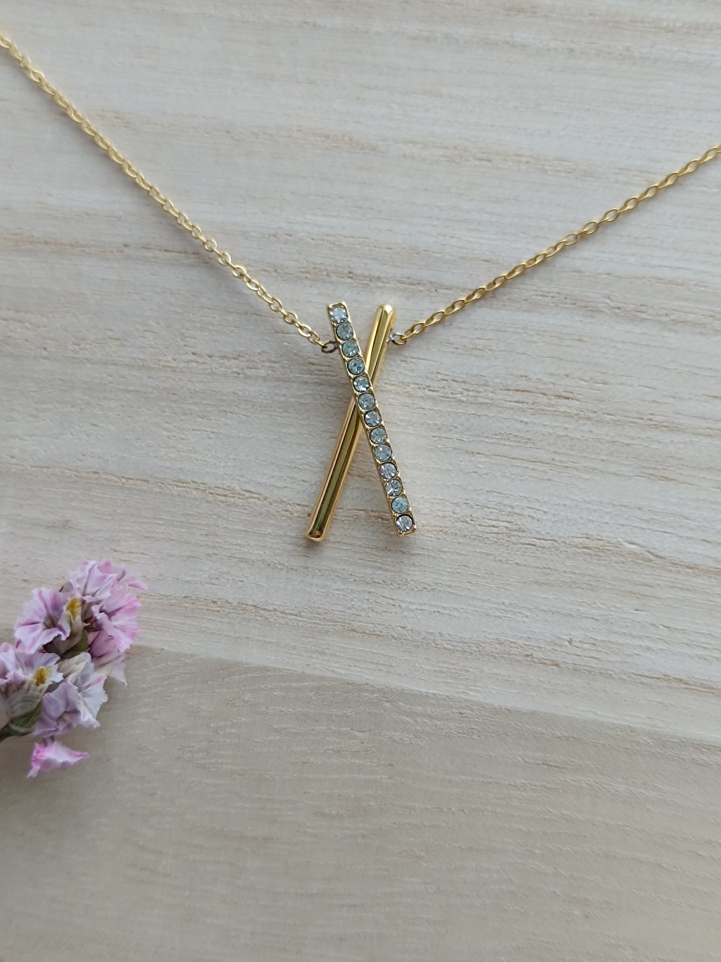 Collier Sarah