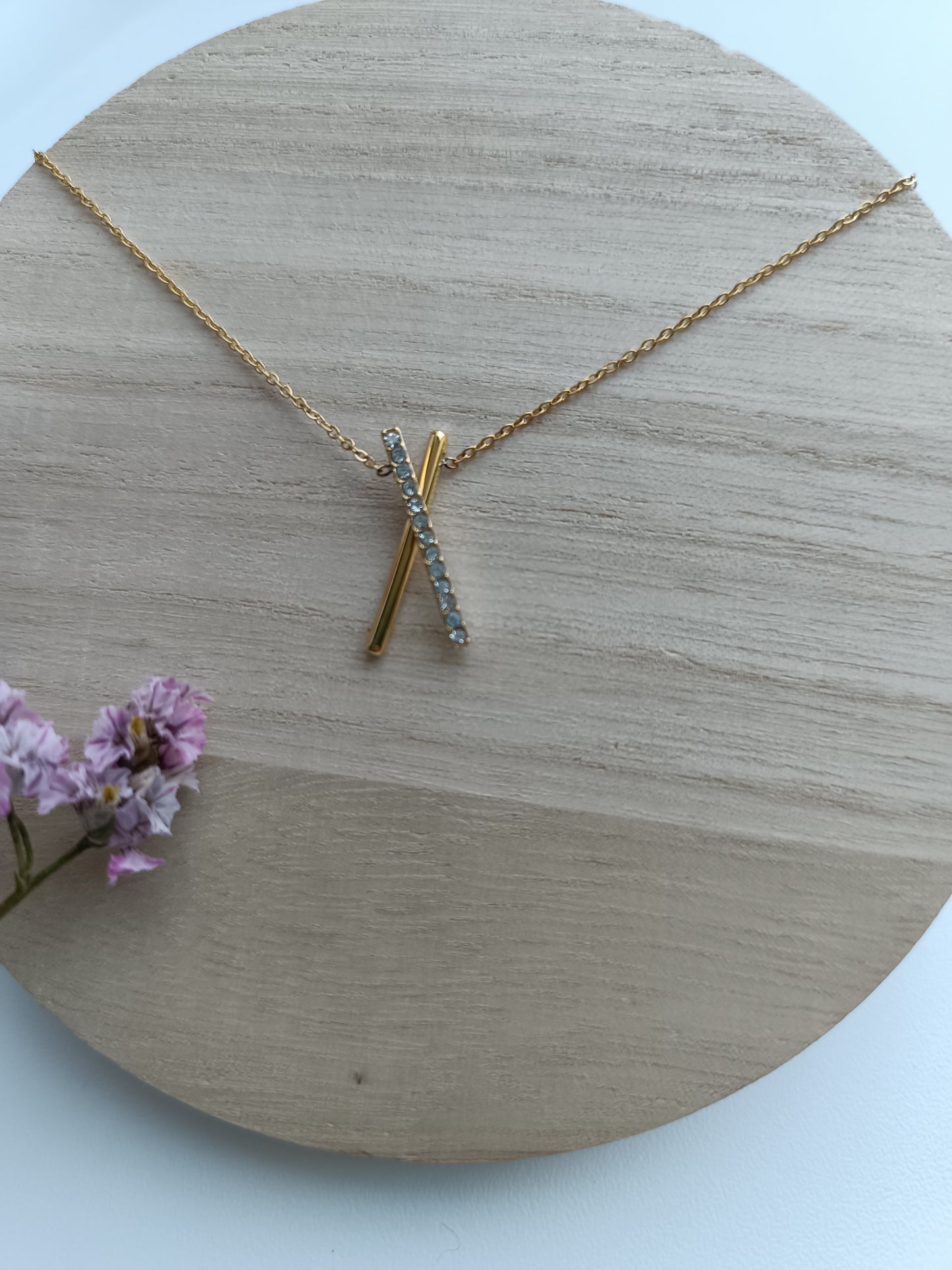 Collier Sarah
