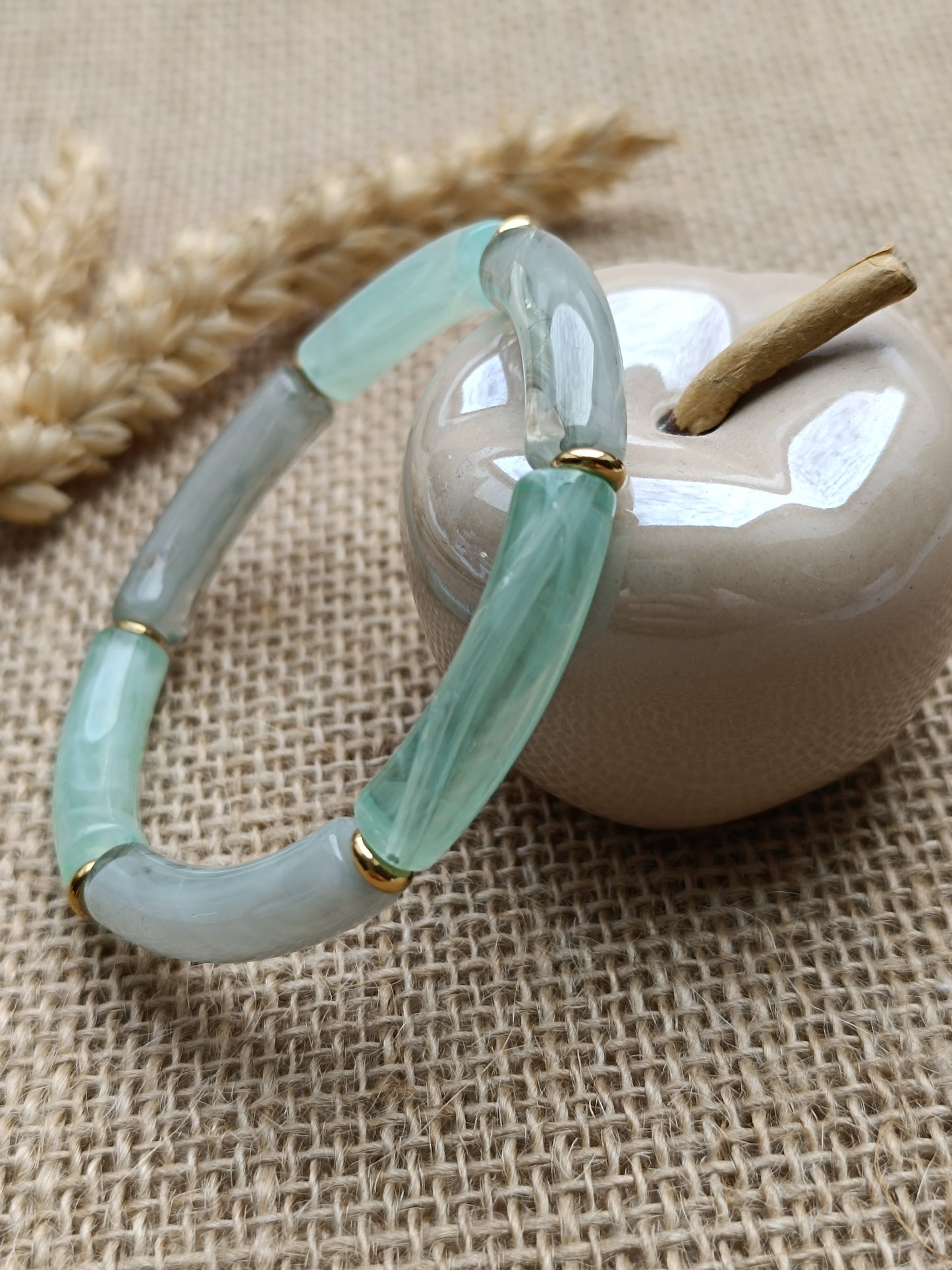 Bracelet élastique résine vert clair