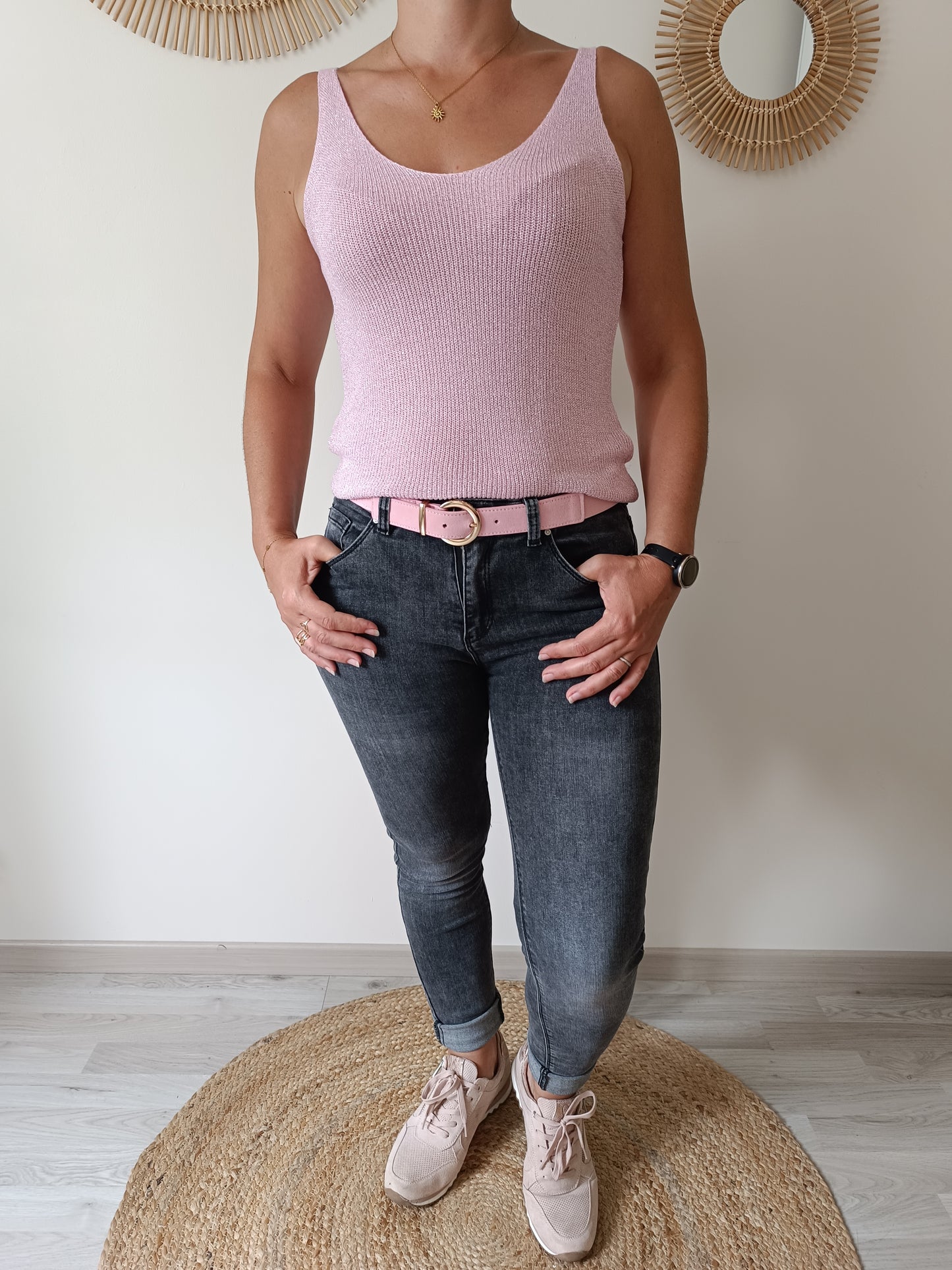 Top Railey rose