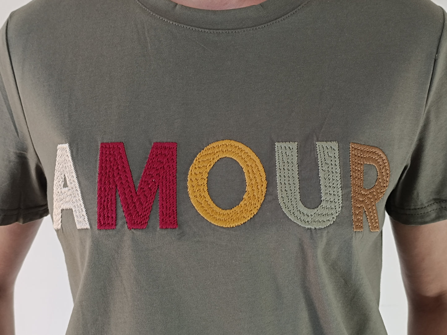 Tee-shirt "AMOUR" kaki
