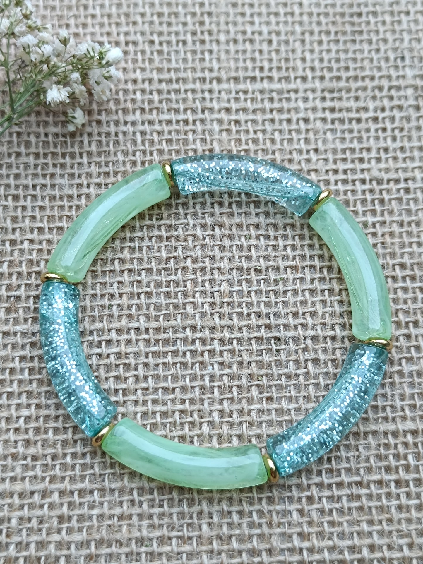 Bracelet élastique résine vert clair pailleté