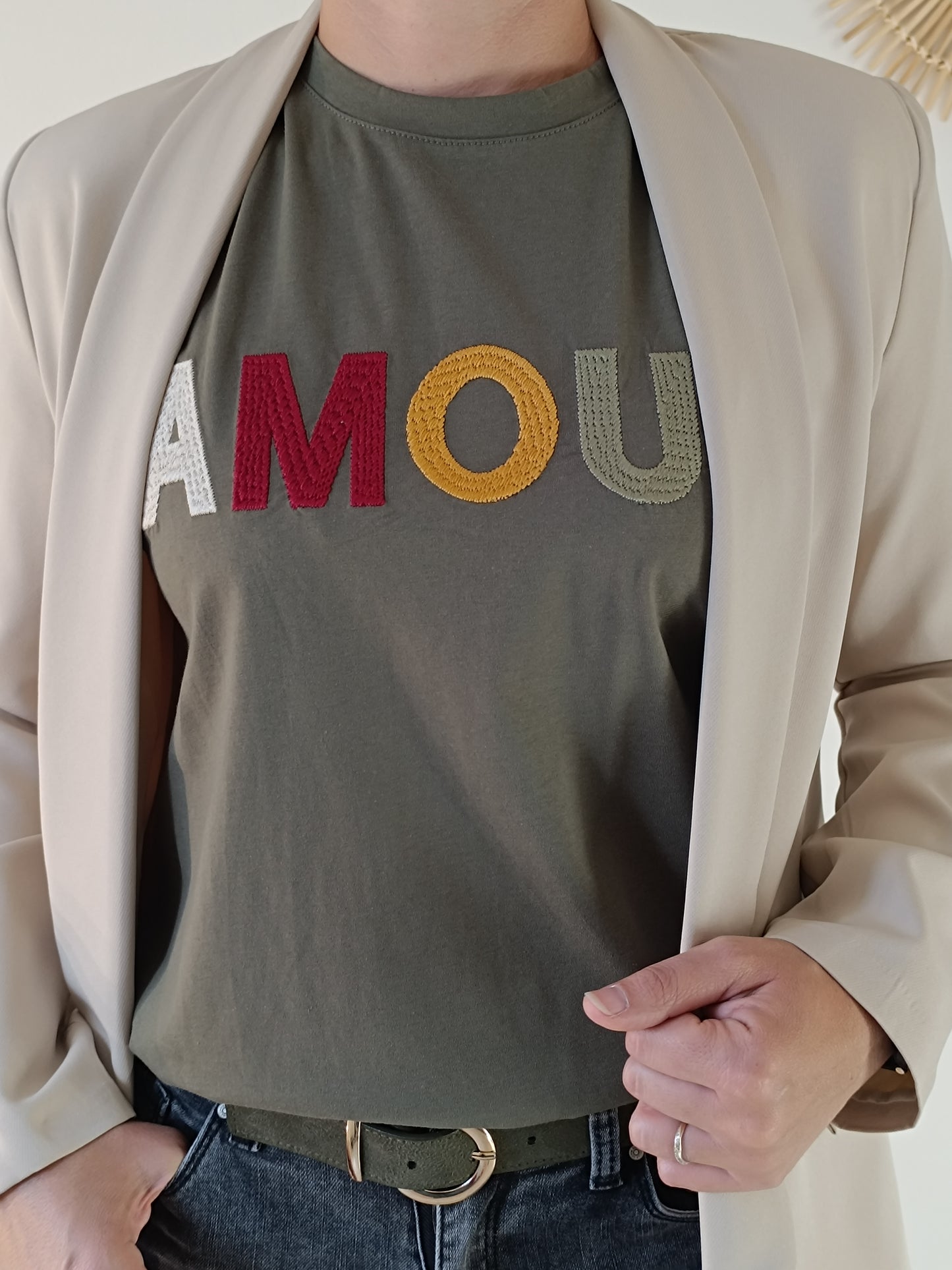 Tee-shirt "AMOUR" kaki